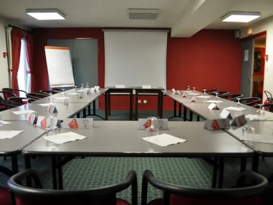 Ibis Hotel Autun - Salle de réunion