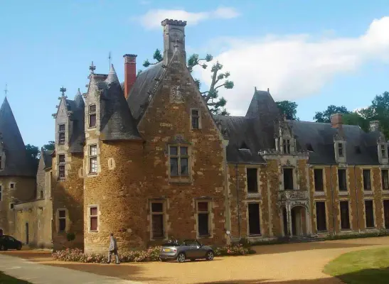 Château Cheronne - Lieu de séminaire à Tuffé (72)