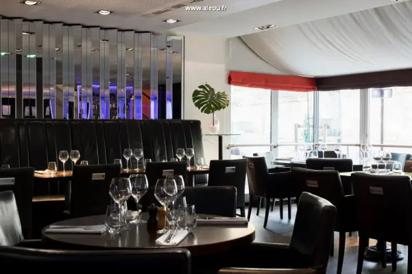 Paris Marriott Rive Gauche Hotel  Conference Center - R'Yves Restaurant