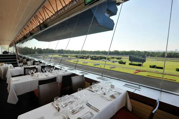 Restaurants Panoramiques Hippodrome Paris-Vincennes - Restaurant avec vue sur piste