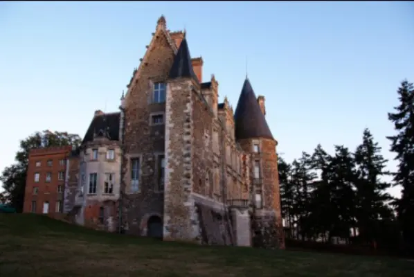 Château de Courtalain - 