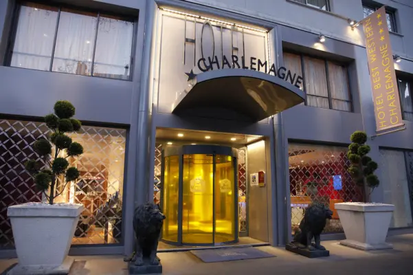 Hôtel Charlemagne Lyon - Accueil