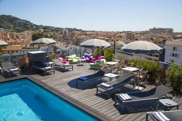 Best Western Plus Cannes Riviera et SPA - Piscine