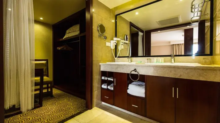 Huatian Chinagora Hotel - Salle de bain