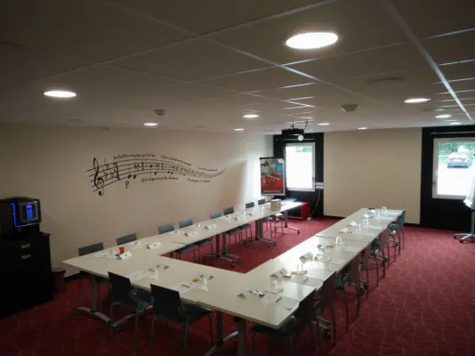 Ibis Styles Toulouse Airport - Salle séminaire Armstrong