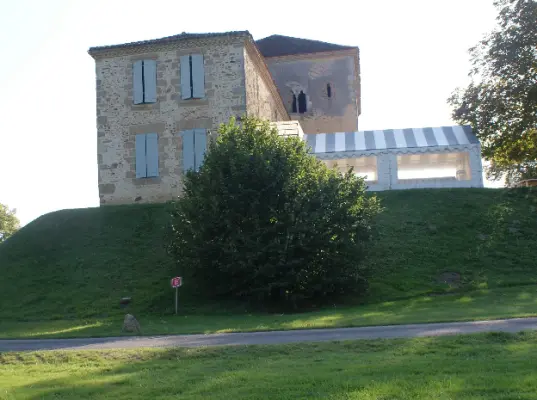 Château d'Aon - vue du château