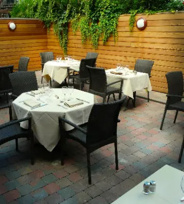 407 Restaurant - terrasse