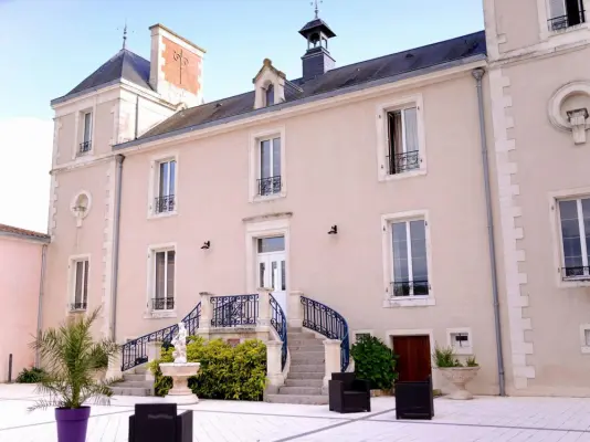 Château de la Sebrandiere - Lieu de séminaire à Le Gué-de-Velluire (85)