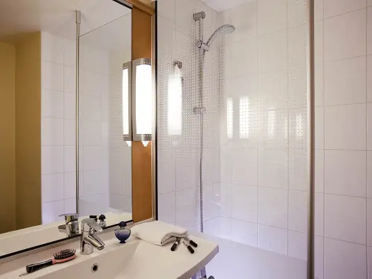 Ibis Provins - salle de bain