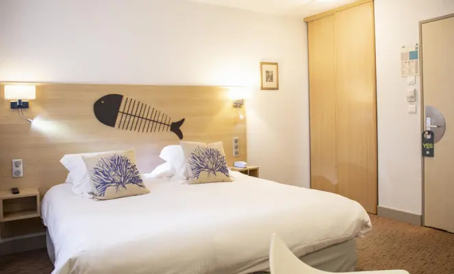 Hotel Port Marine - Chambre confort 
