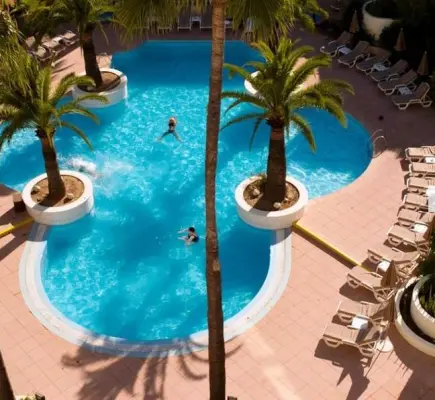 AC Hotel Ambassadeur Antibes - Juan-les-Pins - Piscine extérieure