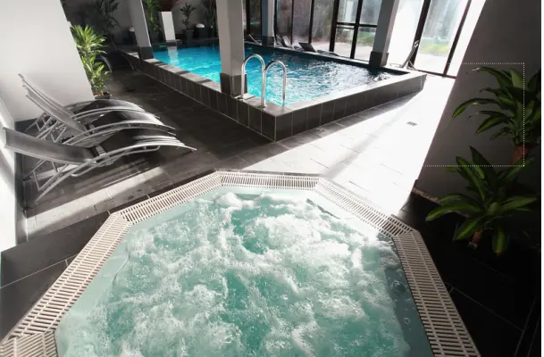 Hotel Restaurant Des Vosges - piscine