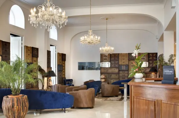 Grand Hôtel des Sablettes, Curio Collection by Hilton - Réception