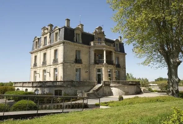 Château Grattequina - Exterieur