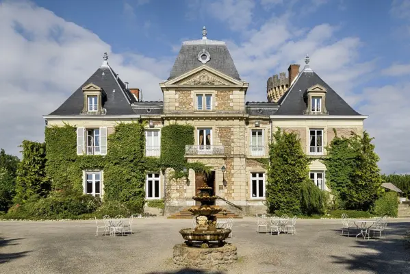 Château de Faverges-de-la-Tour - Lieu de séminaire à Faverges-de-la-Tour (38)