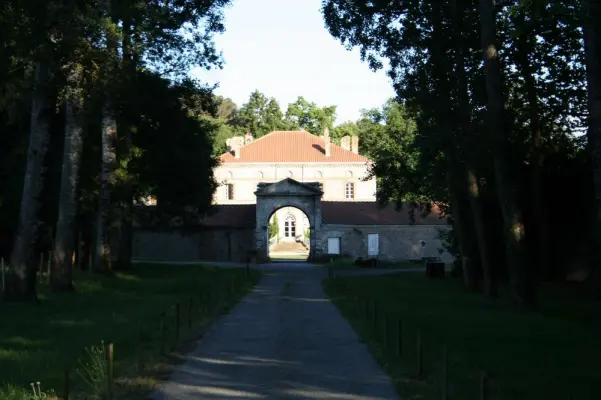 Château de l'Oiselinière - Extérieur