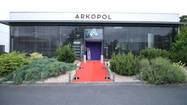 Arkopol - Extérieur