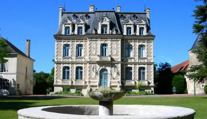 Château de La Rolandière - Lieu de séminaire à Trogues (37)