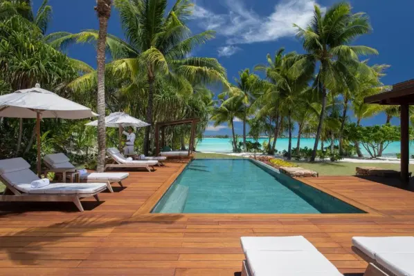 Four Seasons Resort Bora Bora - Piscine extérieure