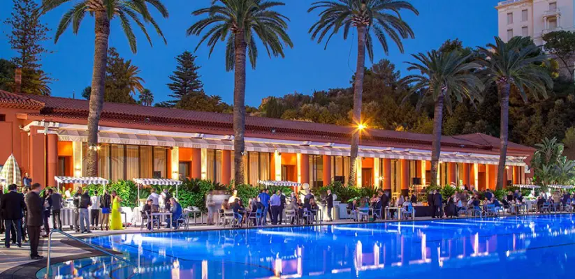 Monte-Carlo Beach Hotel - En soirée