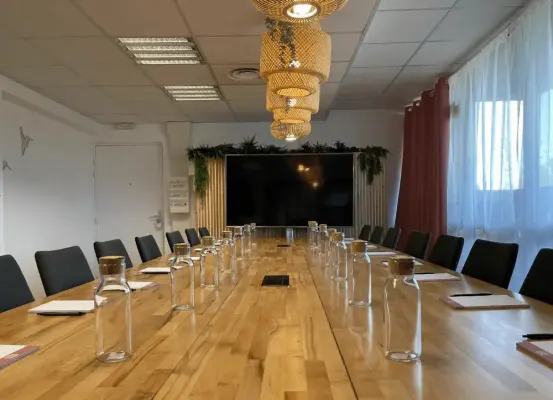 Meeting Room - Salle de réunion