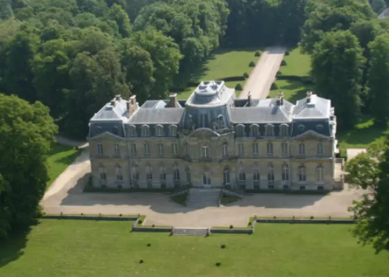 Chateau Champlatreux - 