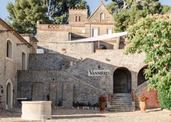Château Vannière - Accueil