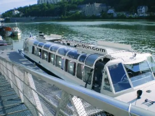 Les Yachts de Lyon - Le bateau