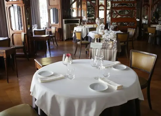 Restaurant Hiély-Lucullus - Table