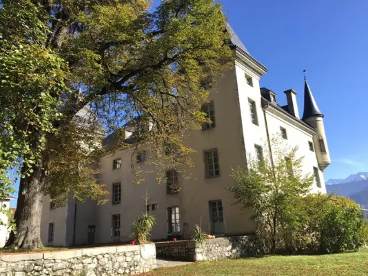 Chateau du Montalieu - Lieu de séminaire à Saint-Vincent-de-Mercuze (38)
