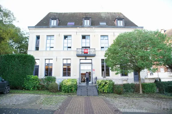Ibis Douai - Façade hôtel Ibis Douai Centre