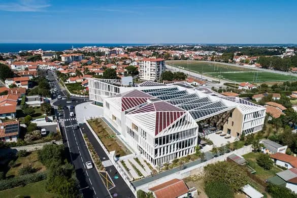 Tipo de ubicación: Centros de negocios