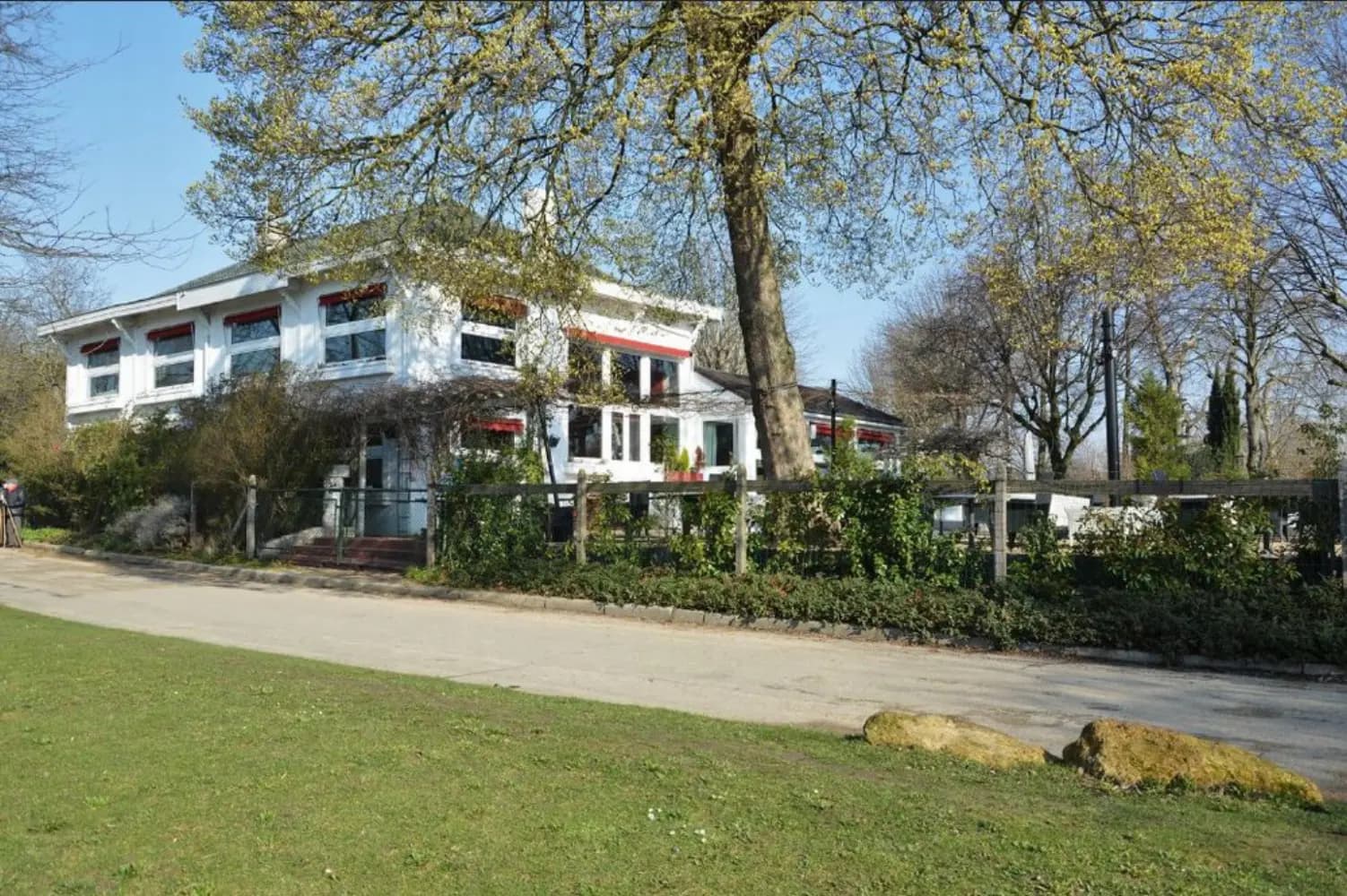 Le Chalet des ïles Daumesnil - Paris (Paris)