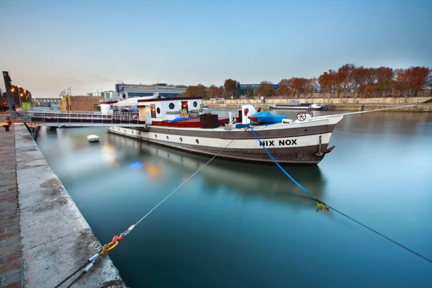 Bateau Nix Nox - Paris (Paris)