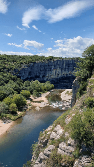 Descente de l'ardeche en canoe kayak site classé - Sanilhac (07)