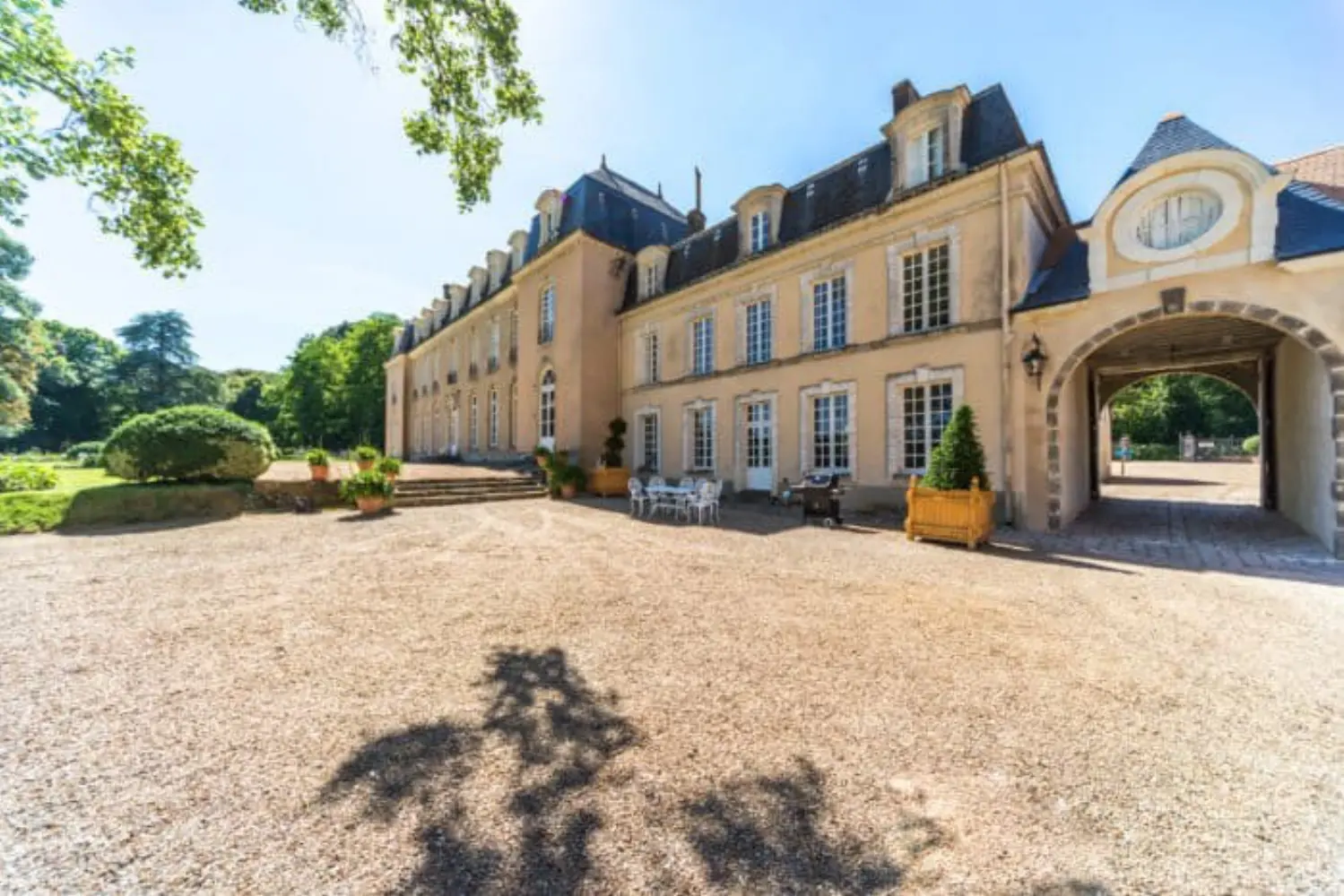 Château et Hôtel de la Groirie - Trangé (Sarthe)