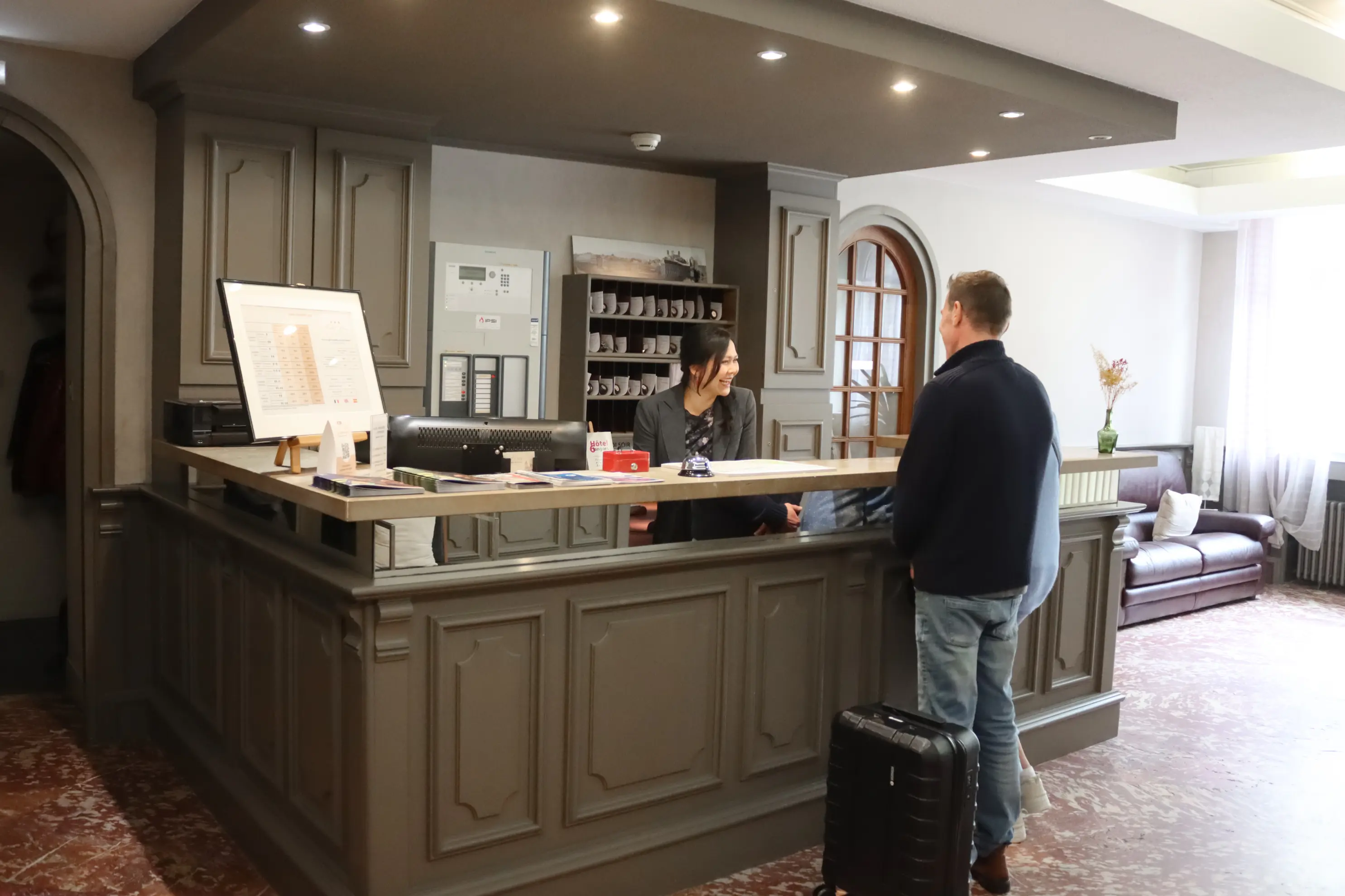 Hôtel Lons - Foix (Ariège)