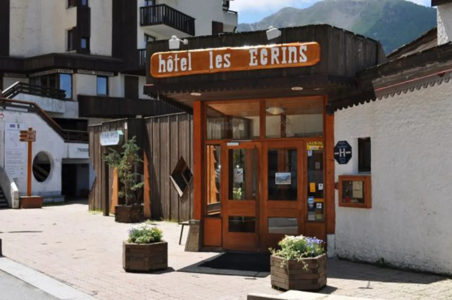 Hôtel les Ecrins - Les Orres (Hautes-Alpes)