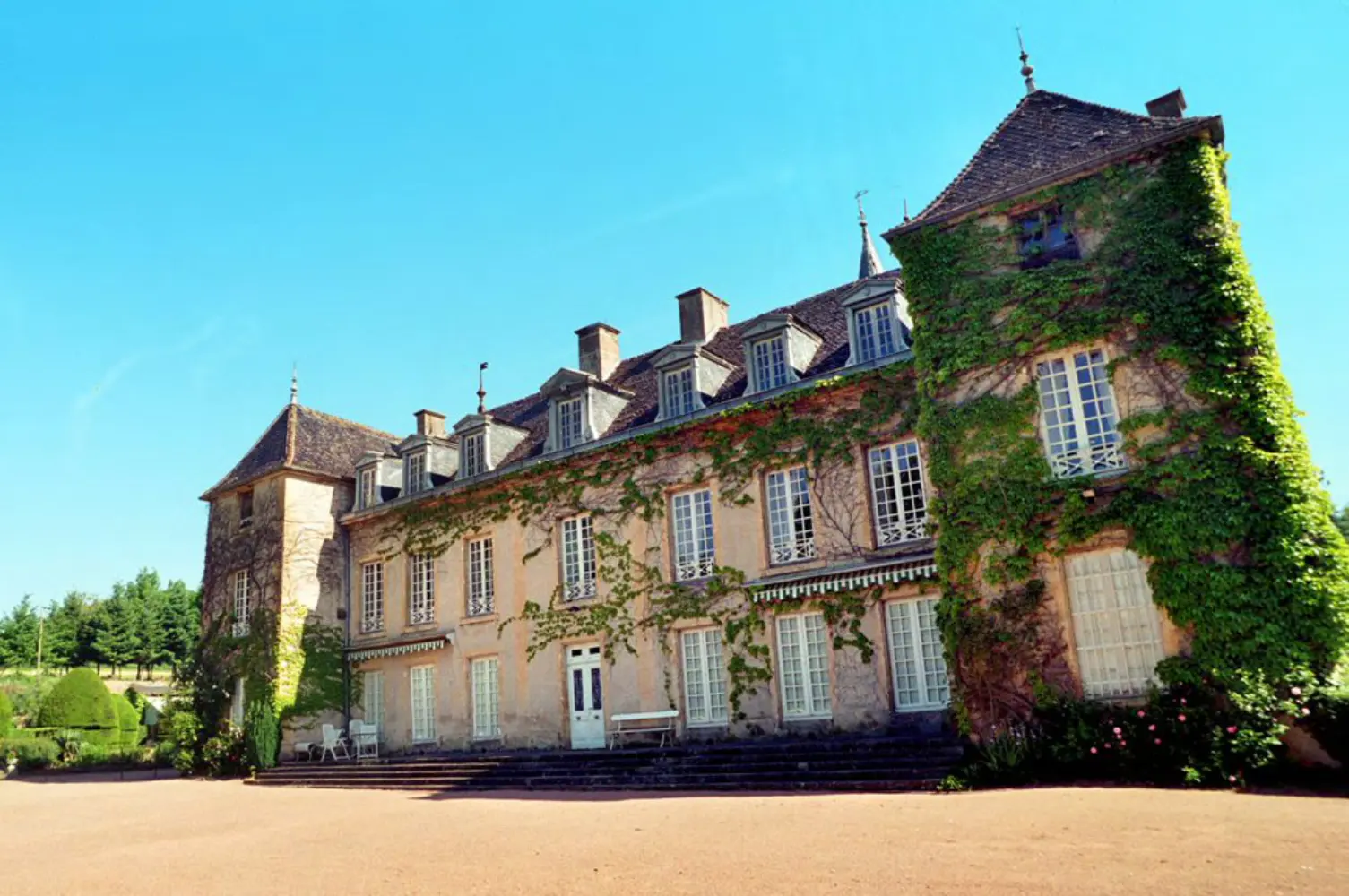 Château de Crary - Ozolles (Saône-et-Loire)