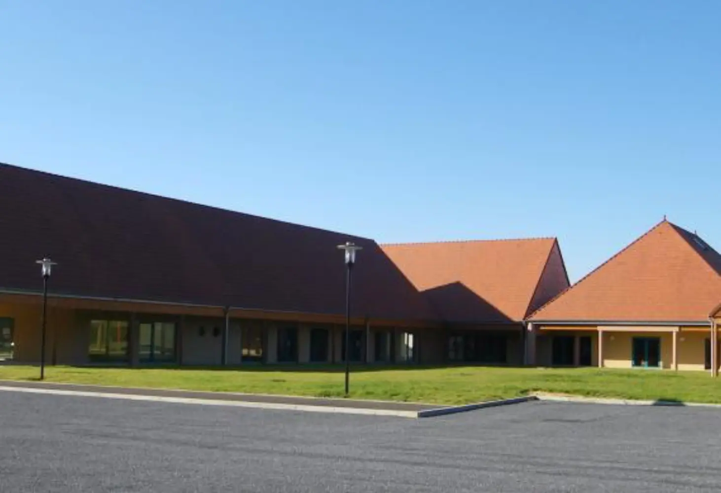 Maison des Associations - Crisolles (Oise)