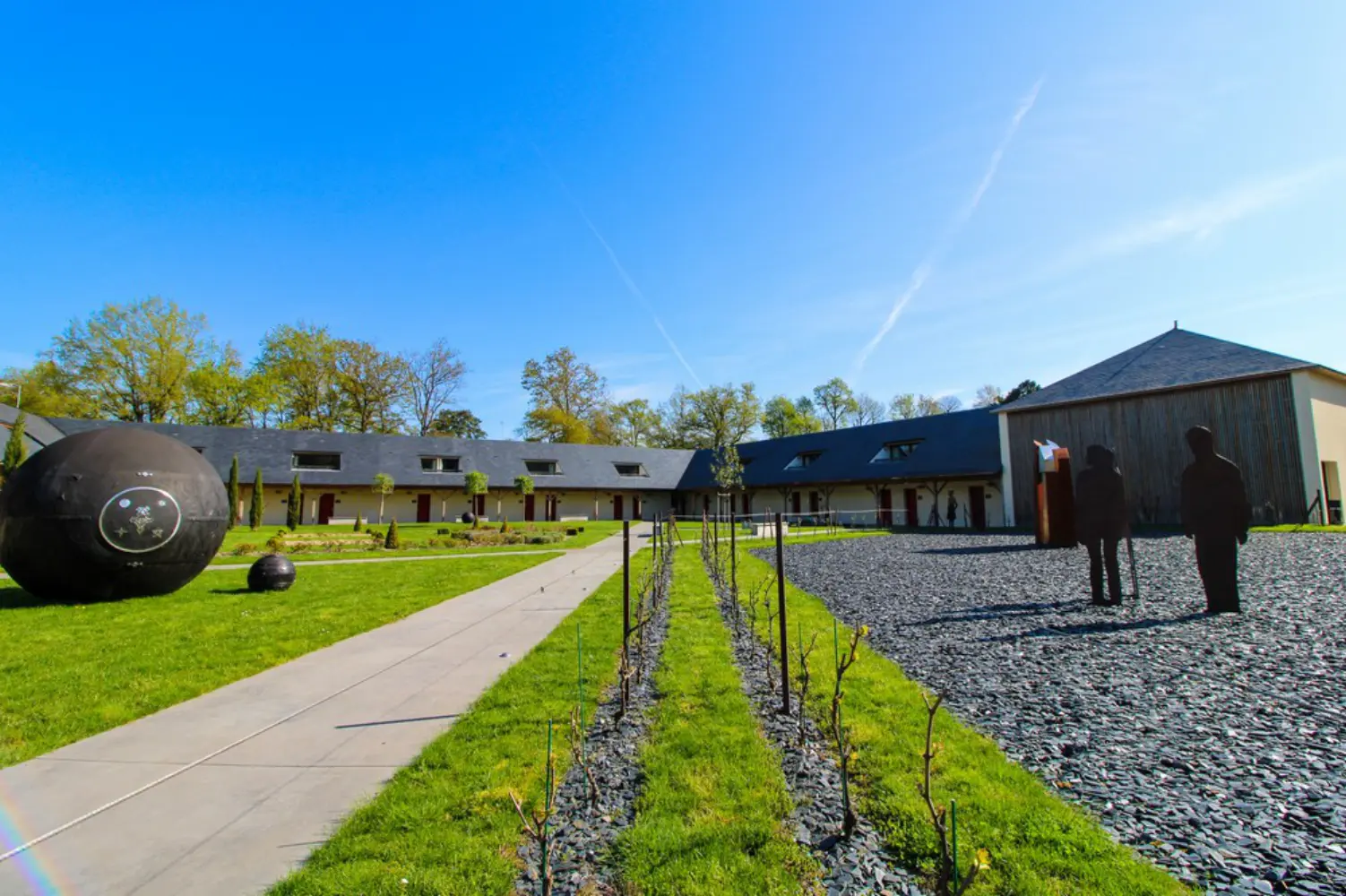Complexe Loire et Sens - Juigné-sur-Loire (Maine-et-Loire)
