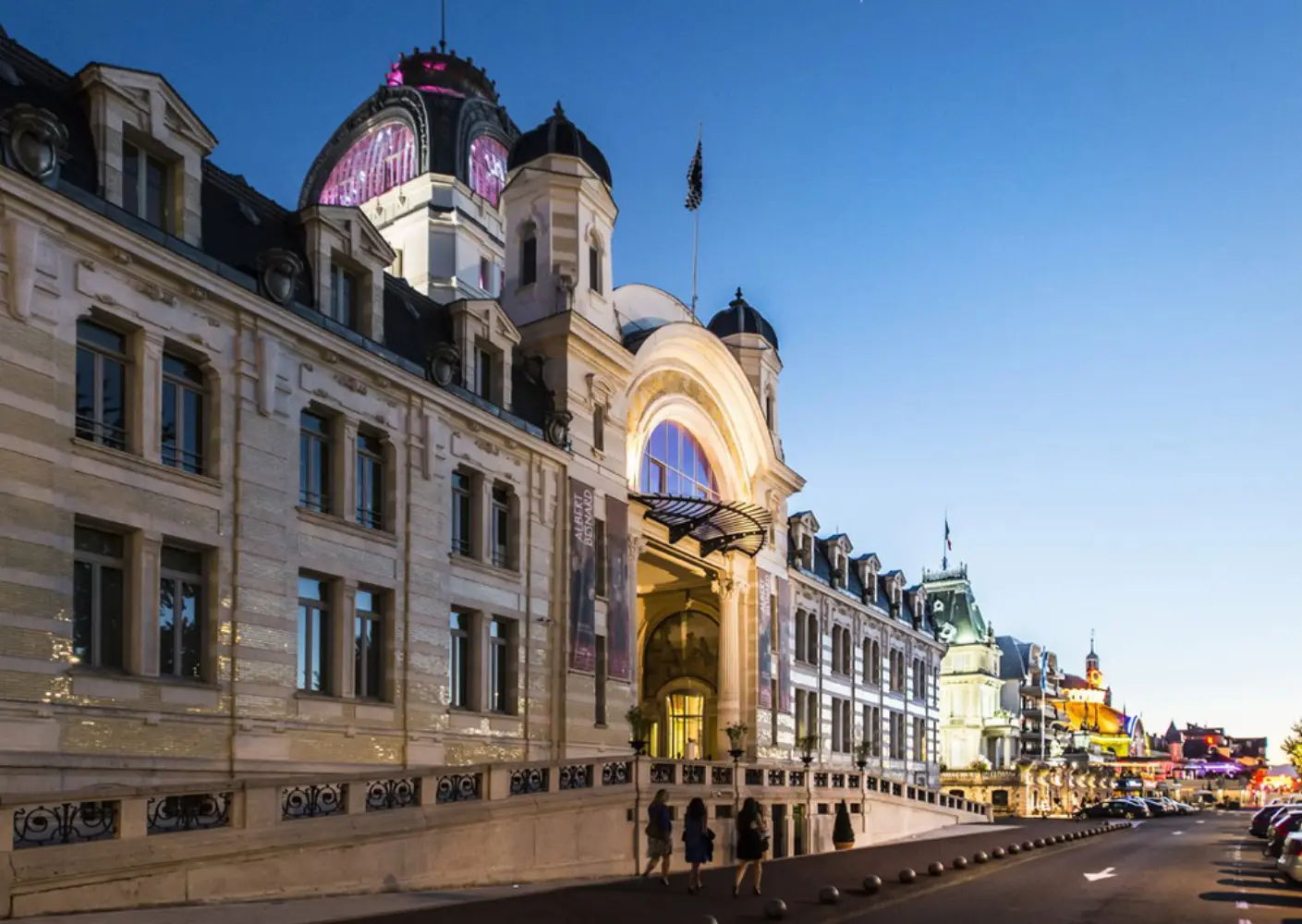 Palais Lumiere - Évian-les-Bains (Haute-Savoie)