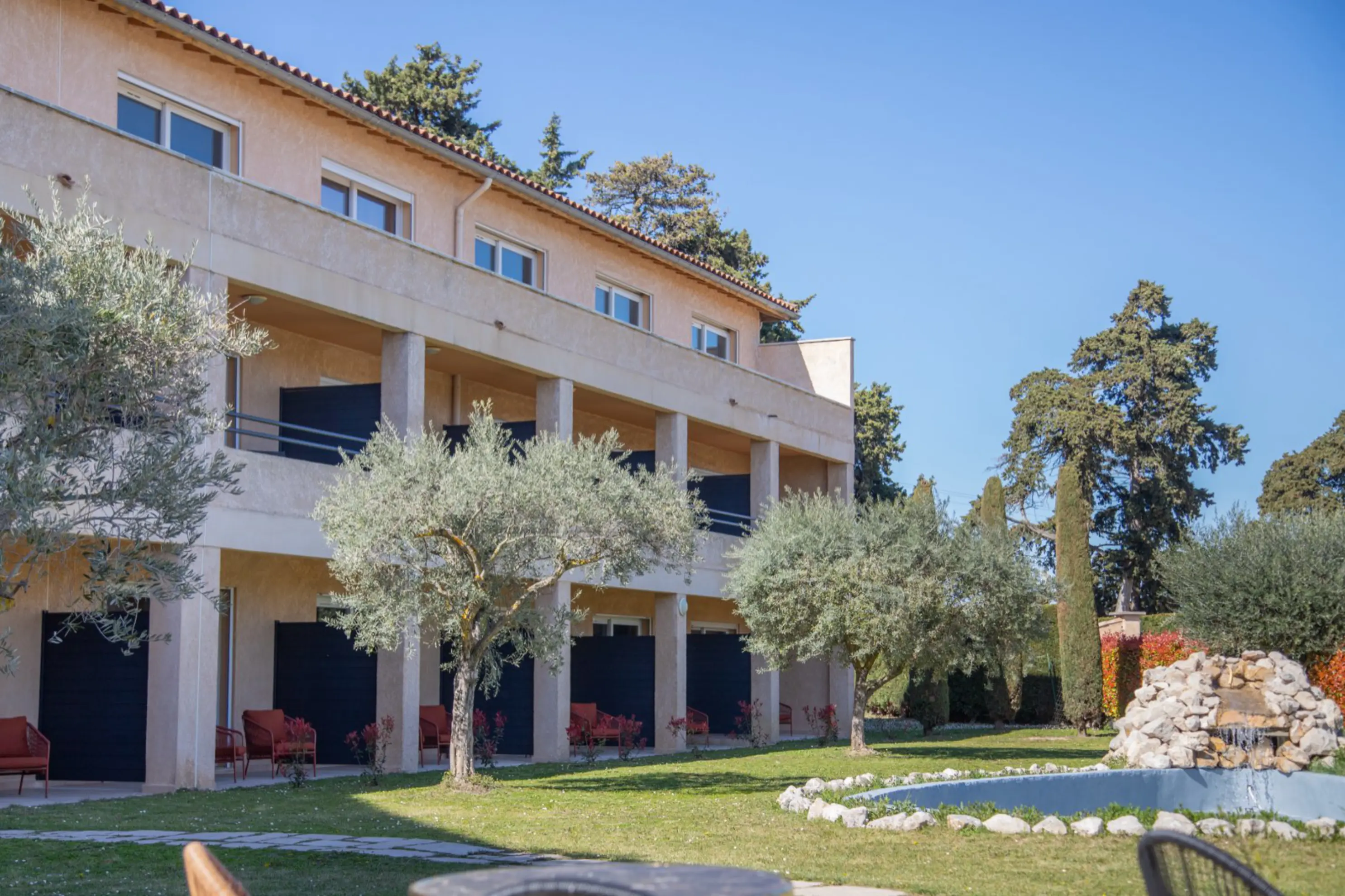 Hôtel La Perna - Pernes-les-Fontaines (Vaucluse)