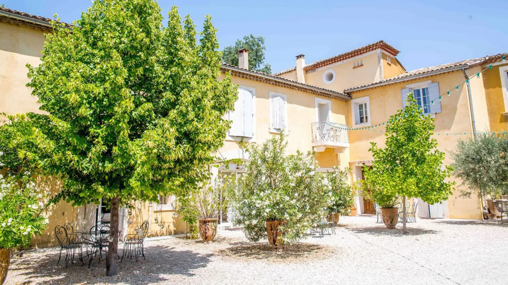 Domaine de Blanche Fleur - Châteauneuf-de-Gadagne (Vaucluse)