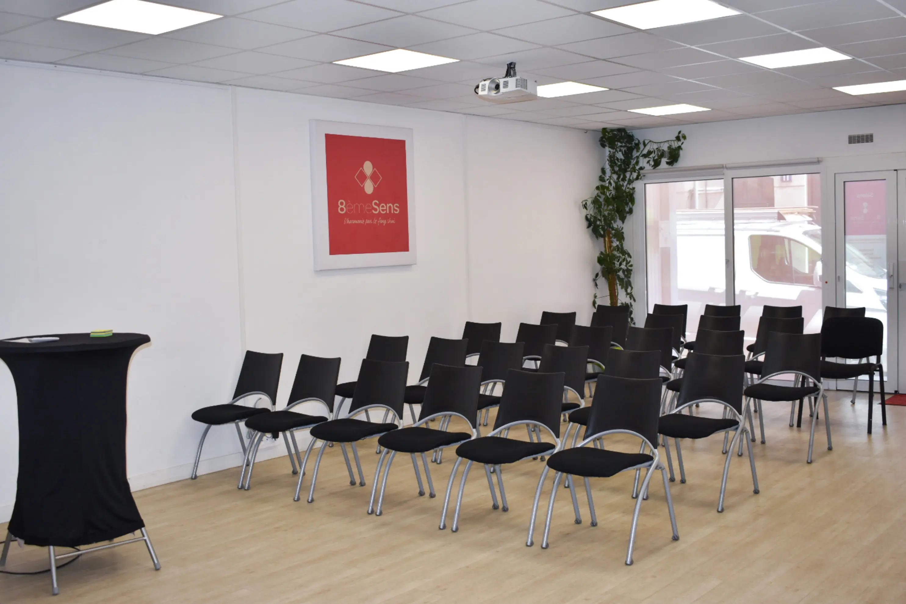 Salons 8eme sens - Angers (Maine-et-Loire)