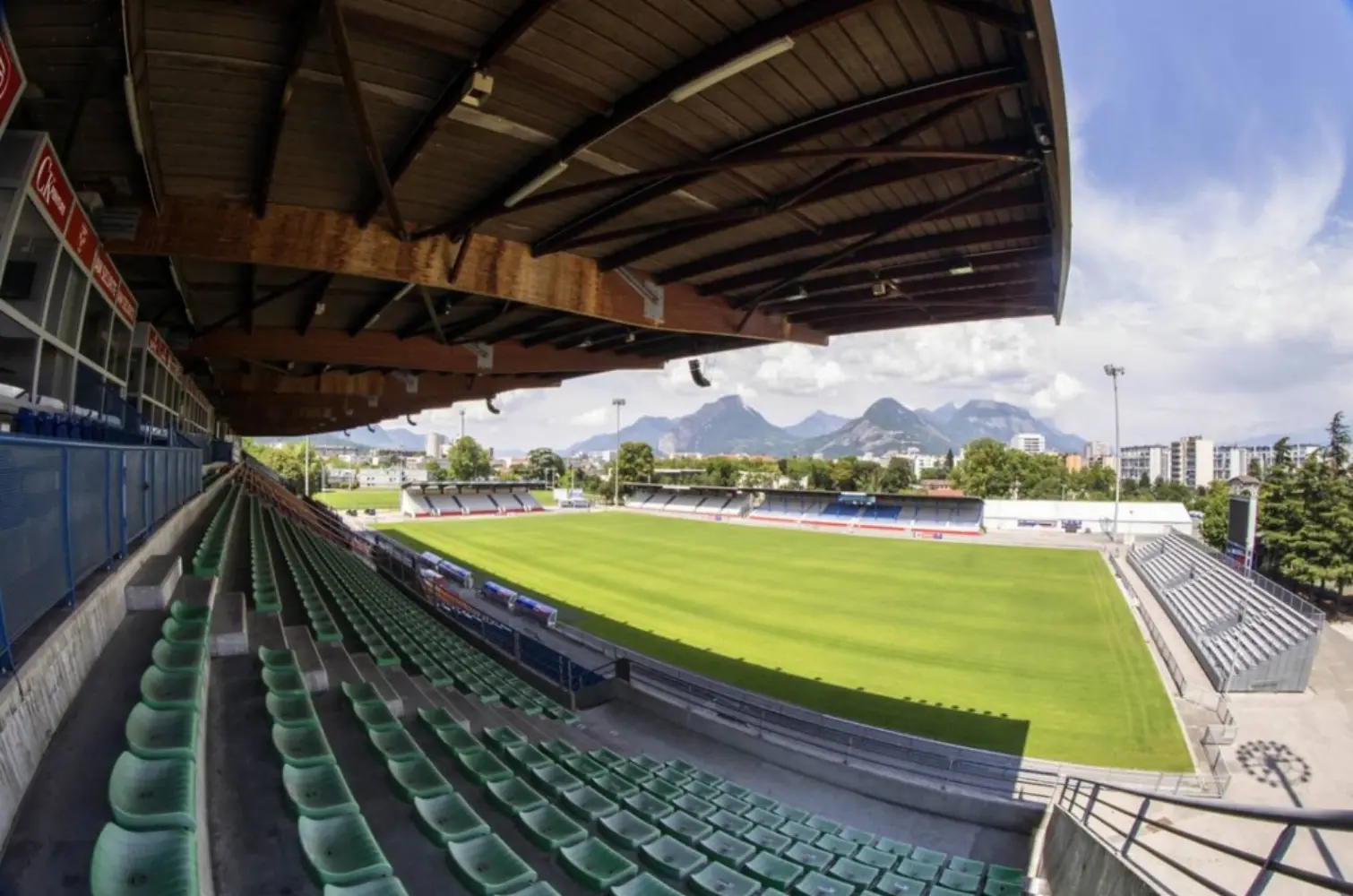 Stade Lesdiguières - Grenoble (Isère)