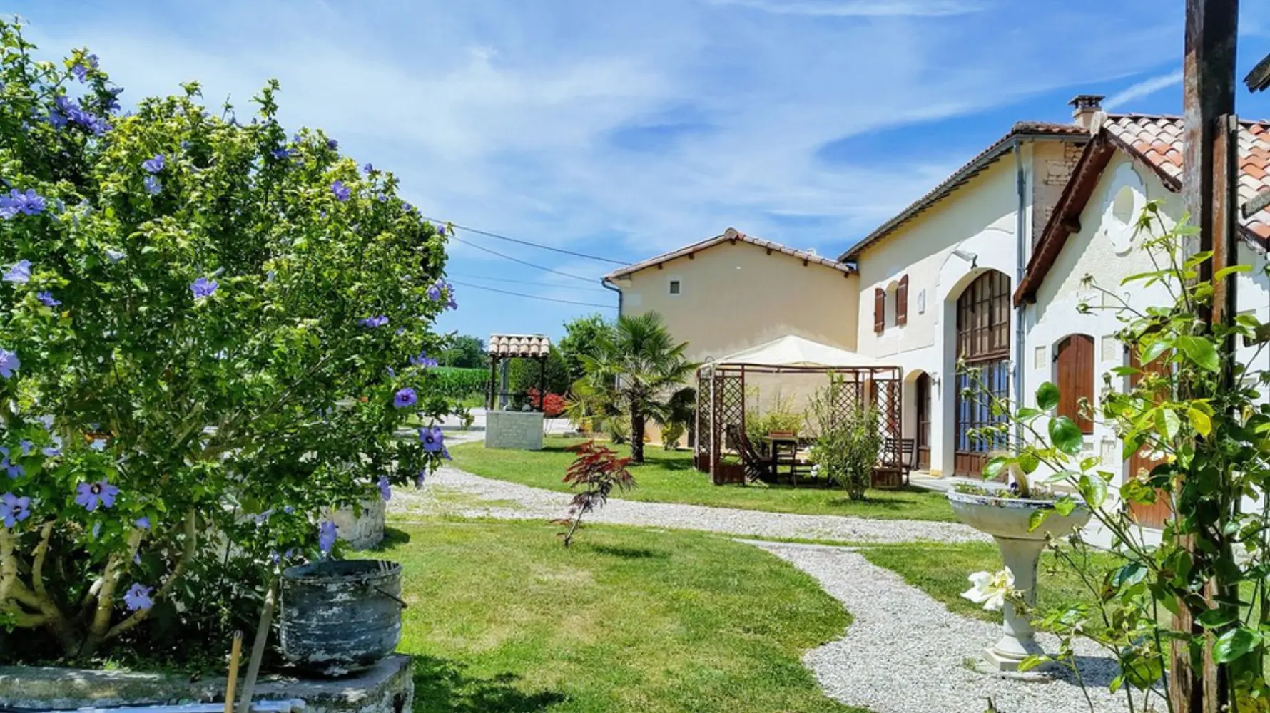 Les Roses de Jonzac - Mortiers (Charente-Maritime)