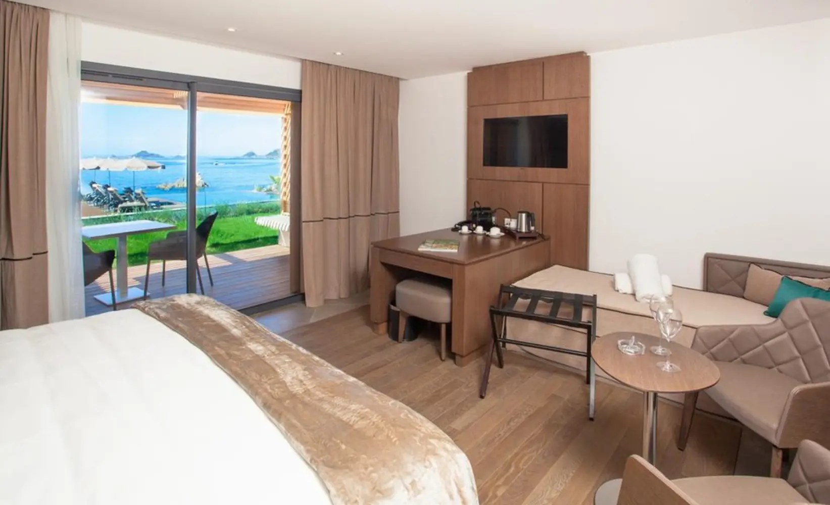 Le Week end - Ajaccio (Corse 2A-2B)