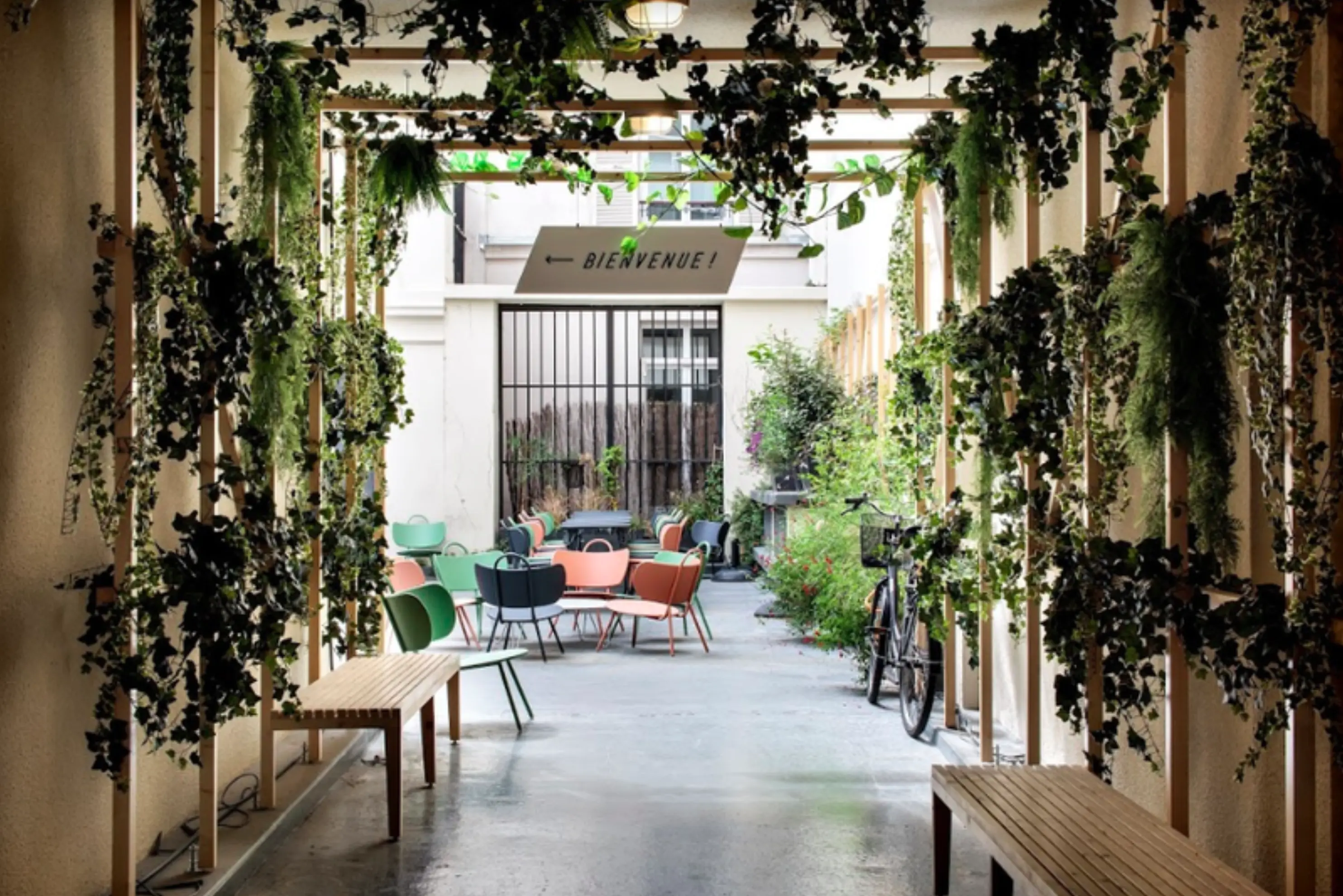 Morning Amsterdam - Paris (Paris)