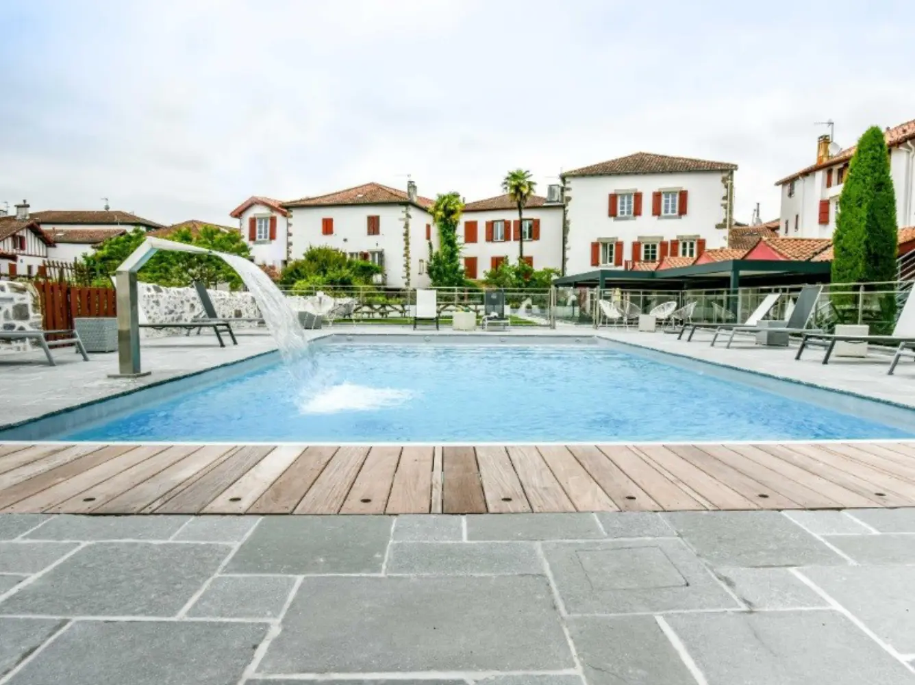 Hôtel Restaurant Euzkadi - Espelette (Pyrénées-Atlantiques)